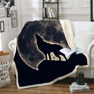 PLAID LOUP <br> HURLEMENT PLEINE LUNE